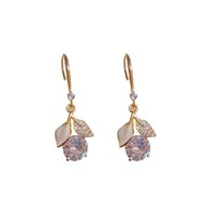 Boucles d'oreilles en forme de feuille de Ginkgo, légères, luxueuses, brillantes, exquises, polyvalentes, originales, tendance et haut de gamme