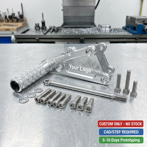 Pedane Posteriori Regolabili CNC per Moto, Poggiapiedi Personalizzati da Corsa in <span class=keywords><strong>Alluminio</strong></span> 7075 per Moto Sportive - Product Image 1