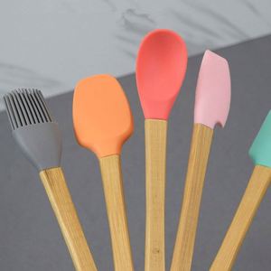 <b>Silicone</b> Mini Wood Handle Small Cake Spatula Scraper Smoother Set 5pcs - Product Image 3