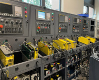 Unidad de control CNC del controlador de la OI-MC Fanuc probada de buena A02B-0309-B520 usada 12 meses de garantía A02B0309B520