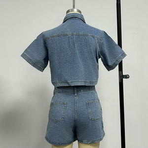 Channel 2-teiliges Set: V-Ausschnitt Kurzarm Crop Top Pullover mit Hochgeschnittener Jeansrock-Hose, Passende Denim-Outfits für Damen 2026 - Product Image 6