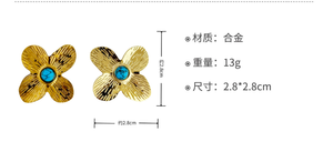 Pendientes de Oro con Diseño Escultural de Lazo, Corazón Texturizado, Hoja y Flor, de Acero Inoxidable, 100% Hechos a Medida, Modernos, Chapados en Oro de 14K, para Fiesta - Product Image 5