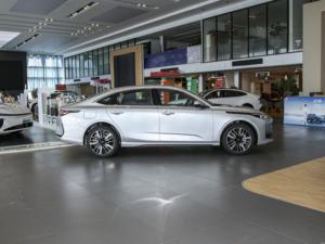 Changan NEVO A05 <span class=keywords><strong>Voiture</strong></span> Électrique à Charge Rapide, Véhicule à Énergie Nouvelle, Transmission Automatique, Traction Avant, Pneus R17, Caméra Arrière, Intérieur Sombre, Conduite à Gauche, À <span class=keywords><strong>Vendre</strong></span> - Product Image 5