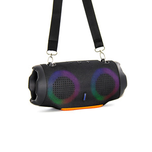 XTRMM4 MINI RGB ลำโพงลำโพงบลูทูธกันน้ำลำโพงมินิแบบพกพากลางแจ้งสำหรับงานปาร์ตี้ซับวูฟเฟอร์แบบพกพาพร้อมแบตเตอรี่ - Product Image 5