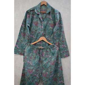 Ensemble de pyjama en coton imprimé floral pour femmes, vêtements de nuit doux, confortables et respirants, vêtements de détente décontractés, vêtements de maison pour femmes - Product Image 4