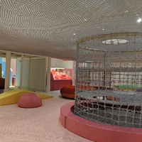 Ropecube kapalı çocuk restoran oyun alanı gökkuşağı örme eğlence parkı ekipmanları satılık özel interaktif Net tasarım