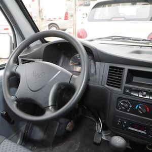 Fourgonnette de transport Wuling Sunshine 2/<span class=keywords><strong>5</strong></span>/7 places, économique, conduite à gauche - Product Image 5