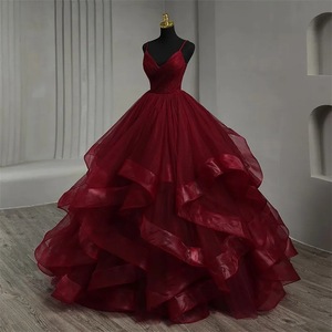 S3922L 2026 Nuovo Abito da Sera Retrò Rosso Vino, Minimalista ed Etereo, per Servizi Fotografici di Viaggio, con Sexy Scollatura a V Profonda - Product Image 3