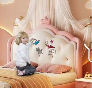 Lit de princesse français en forme de fraise avec design de couronne - Lit en bois moderne de taille normale confortable pour la chambre des filles - Product Image 5