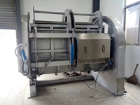 Machine d'abattage de vache de conception professionnelle Halal fidèle boîte d'abattage de bétail en rotation ligne d'abattage de bétail