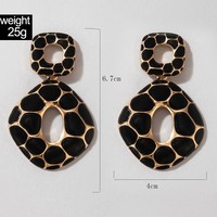 Boucles d'oreilles créoles mode bohème européenne et américaine, exagérées, colorées, en tissu imprimé léopard, avec fleur pendante en plastique, cadeau pour femme
