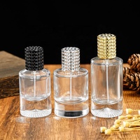 Flacon de parfum rond à fond épais transparent de luxe 30 ml 50 ml, flacons en verre pour cosmétiques et parfums avec bouchons personnalisés
