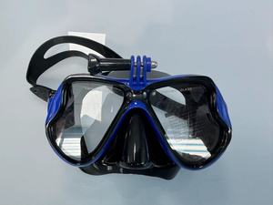 Máscara de buceo con doble lente de vidrio templado antivaho ajustable para adultos, para deportes acuáticos y snorkel - Product Image 5
