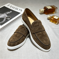 Nouveaux Mocassins Homme 2026 en Daim Marron Foncé Texture Luxe Semelle Caoutchouc Confortable Doublure Cuir Véritable Respirante Luxe Discret