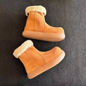 Botas de nieve de gamuza hasta media pantorrilla, forradas con lana suave, suela gruesa, informales para invierno, para mujer. - Product Image 5