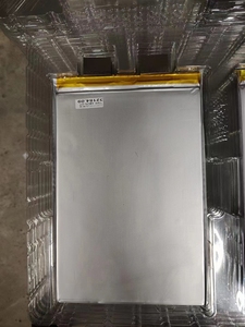 Célula de batería de fosfato de hierro y litio LiFePO4 3,2 V 16Ah 18Ah 20Ah 25Ah 27Ah 30Ah 40Ah 50Ah recargable de grado A nuevo - Product Image 4