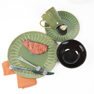 Thanh Lịch Vòng Màu Xanh Lá Cây Tấm Và Bát Thiết Lập Vàng Cánh Hoa Kết Cấu Đồ Đá Bữa Ăn Tối Thiết Lập Khuyến Mãi Cốc Sang Trọng Đặc Biệt Bộ Đồ Ăn - Product Image 3