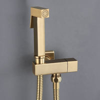 Ensemble de pulvérisateur mural pour bidet de salle de bain moderne en acier inoxydable doré brossé, écologique et facile à installer