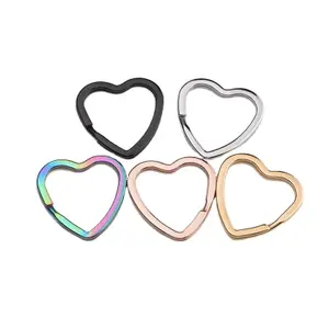 Toptan kalp şekilli paslanmaz çelik tuşları yüzükler/zincirler özel Logo Metal anahtar zincirleri