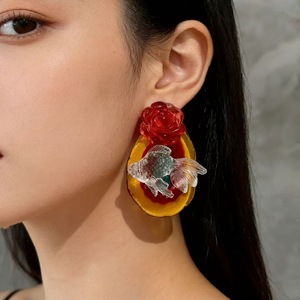 Pendientes de Acrílico y Resina con Diseño de Pez Dorado para Mujer, Joyería Moderna para Fiestas - Product Image 1