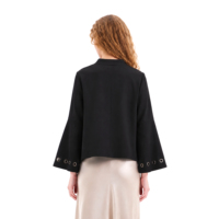 Jaket Wanita Hitam Model Crop Lengan Lonceng Aksen Grommet Kerah Tegak Kancing Asimetris Bahan Campuran Wol OEM ODM