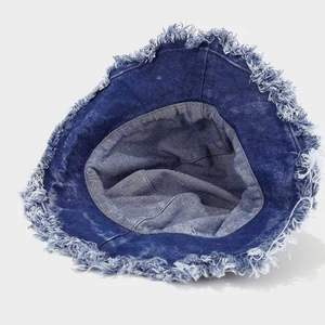 Chapeau Bob Personnalisé avec Logo Brodé 3D – Nouvelle Collection Été 2024 – Tendance Vintage en Jean Délavé et Effiloché – Chapeau de Soleil Style Distressed - Product Image 5