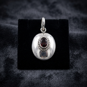 Art Palace Best <b>Garnet</b> Gemstone Silver Fine Pendant & Charm Elegant Design for Style & Luxury - Product Image 3