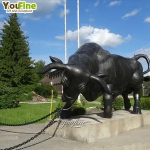 Изготовленная на заказ наружная декоративная металлическая Большая бронзовая статуя быка в натуральную величину