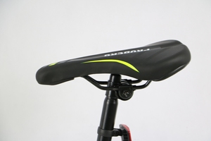 Vélo de montagne OEM taille 21 vitesses, cadre en alliage d'aluminium, frein à disque, pédale ordinaire confortable, couleur jaune, pour femmes et hommes - Product Image 3