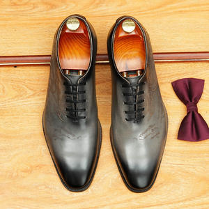 Zapatos derby de cuero hechos a mano de alta gama para hombre, ideales para eventos de negocios, calzado elegante y formal. - Product Image 6