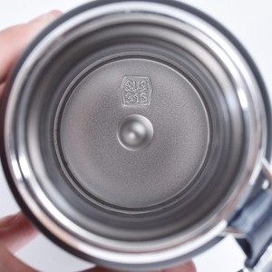 Bình giữ nhiệt bằng thép không gỉ 316 <span class=keywords><strong>1000ml</strong></span> dung tích lớn màu trơn cầm tay chân không cách nhiệt chai nước thể thao ngoài trời - Product Image 4