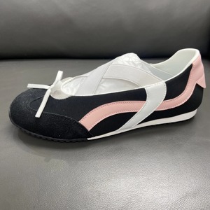 Zapatillas Deportivas Casuales de Mujer con Suela Resistente al Desgaste, de Moda, con Cordones y Suela de Goma - Product Image 1