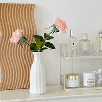 Vase à fleurs séchées en céramique artisanale moderne Qianrui, petit vase blanc hydroponique, ornements pour salon, décoration nordique pour la maison