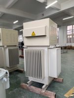 Stabilisateur de tension triphasé immergé dans l'huile TNSJA-500kva 50/60HZ, version améliorée pour ondes sinusoïdales authentiques / Chantiers de construction
