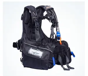 Scuba Diving BCD gilet galleggiante tipo luce più durevole regolatore di galleggiabilità per immersione BCD tuta speciale giubbotto di salvataggio adulti