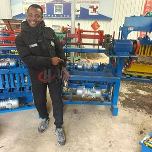 Máquina Eléctrica para Hacer Ladrillos de Hormigón, Fabricante de Ladrillos Huecos, 4-35 en Kenia - Product Image 1