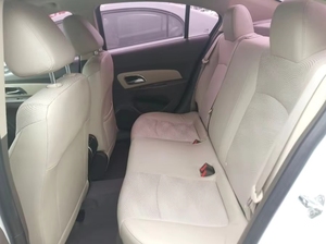 Vente en gros de voitures d'occasion Boutique <span class=keywords><strong>Chevrolet</strong></span> <span class=keywords><strong>Cruze</strong></span> <span class=keywords><strong>2015</strong></span> 1.5L Classic SE Transmission automatique Toit ouvrant en tissu Bonne qualité Pas cher - Product Image 3