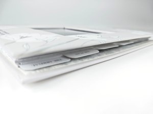 Tùy Chỉnh <span class=keywords><strong>A4</strong></span> Kích Thước Xoắn Ốc Bìa Cứng Album Ảnh Nhà Sản Xuất Của Bé Đầu Tiên Năm Năm Bộ Nhớ Cuốn Sách Làm Từ Giấy - Product Image 5