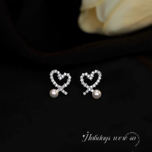 <span class=keywords><strong>Pendientes</strong></span> <span class=keywords><strong>de</strong></span> Diamantes Naturales <span class=keywords><strong>de</strong></span> 18K con Forma <span class=keywords><strong>de</strong></span> Corazón <span class=keywords><strong>y</strong></span> Perla, AU750, Última Moda, Brillantes, 0.4ct VS, <span class=keywords><strong>Pendientes</strong></span> Pequeños para Mujer - Product Image 4