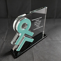 Trophée en cristal découpé Neelpure 186520 Teal Ribbon avec logo personnalisé et plaque personnalisée pour la reconnaissance d'entreprise