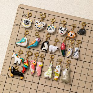 YIMEIL&Fashion Dijes <span class=keywords><strong>de</strong></span> Acero Inoxidable Chapados en Oro <span class=keywords><strong>de</strong></span> 18K con Diseños Pintados a Mano <span class=keywords><strong>de</strong></span> Loro, Gato y Unicornio, con Cierre <span class=keywords><strong>de</strong></span> Resorte - Product Image 3