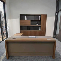 Venta caliente Precio de fábrica Muebles comerciales Mesa clásica simple Escritorio de Gerente de Oficina