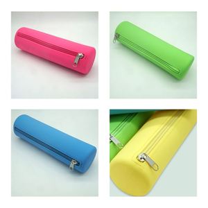 Trendy Waterproof Silicone Portable <b>Makeup</b> <b>Brush</b> Pouch <b>Bag</b> Custom Logo Coin Purse for Travelling Fashion Home Decor Wholesale - Product Image 3