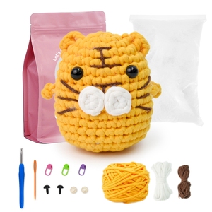 Kit <span class=keywords><strong>de</strong></span> démarrage pour <span class=keywords><strong>crochet</strong></span> et tricot Uncinetto : accessoires, aiguilles, fils, amigurumi, artisanat DIY pour débutants, adultes et enfants - Product Image 1
