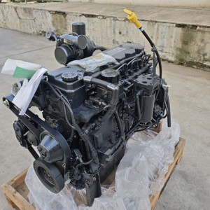 Original Cummins QSB6.7 Diesel Motor 210HP China DCEC Cummins QSB6.7-C210 QSB6.7 Engine Assembly for Hyundai Excavator - Product Image 1