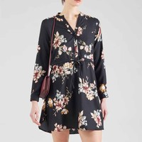 Robe midi trapèze légère à imprimé floral, col en V, boutonnée à la taille, écologique, personnalisée pour fabricants de vêtements – Collection Printemps-Été-Automne