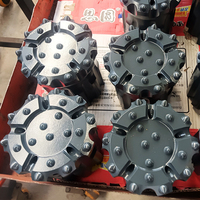 Accessoires fiables pour le forage de roches : Tige de forage en acier inoxydable à construction forgée pour équipement de forage de roches intensif 1