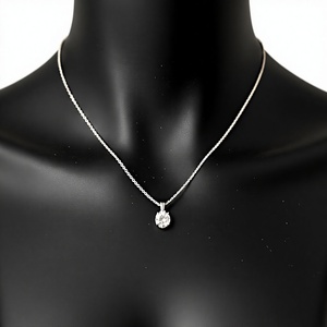 Pendentif délicat en or 14 carats, bijou raffiné orné de diamants ronds de laboratoire de 1,00 carat au total - Product Image 1