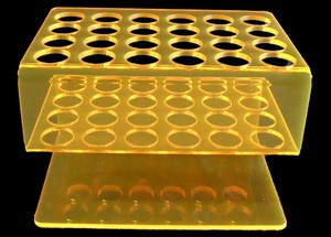 Cremagliera acrilica su ordinazione della provetta del supporto della provetta della centrifuga di Pmma di 4 posizioni <span class=keywords><strong>13Mm</strong></span> 17Mm dell'oem
