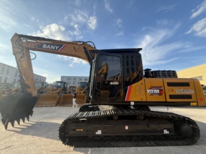 Excavadora de cadenas SY215C usada de construcción robusta, unidad de alto torque para excavación de almacenes de materiales y movimiento de grandes volúmenes de tierra - Product Image 1